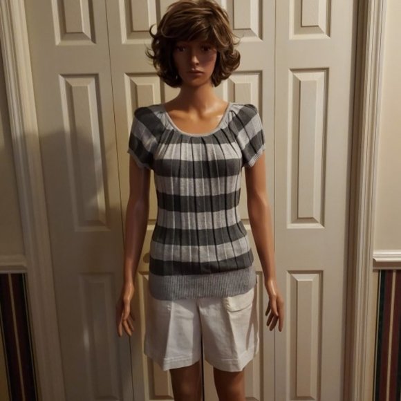 Joseph A. Dark Gray Light Gray Stripe Short Sleeve Scoop Neck Top Size S NWOT - Picture 1 of 6